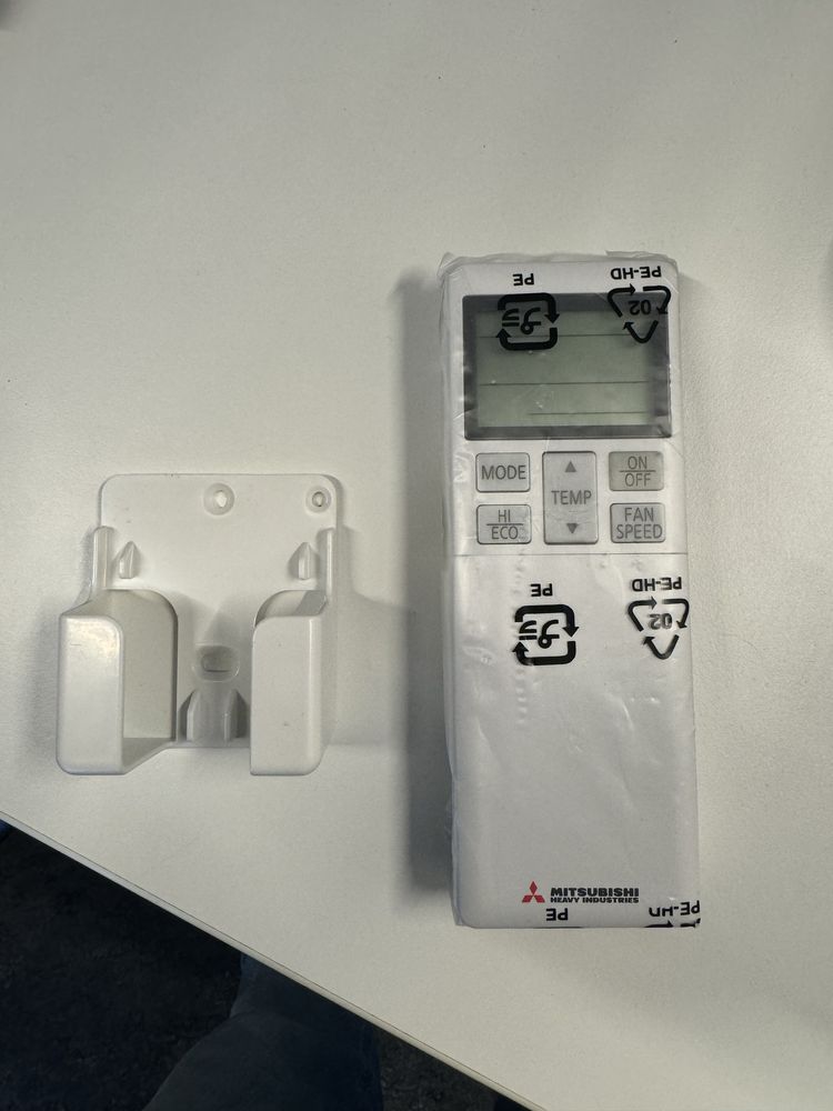 Telecomanda A/C Mitsubishi RLA502A700R