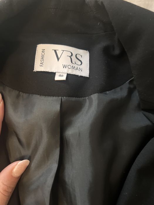 Черно сако размер L