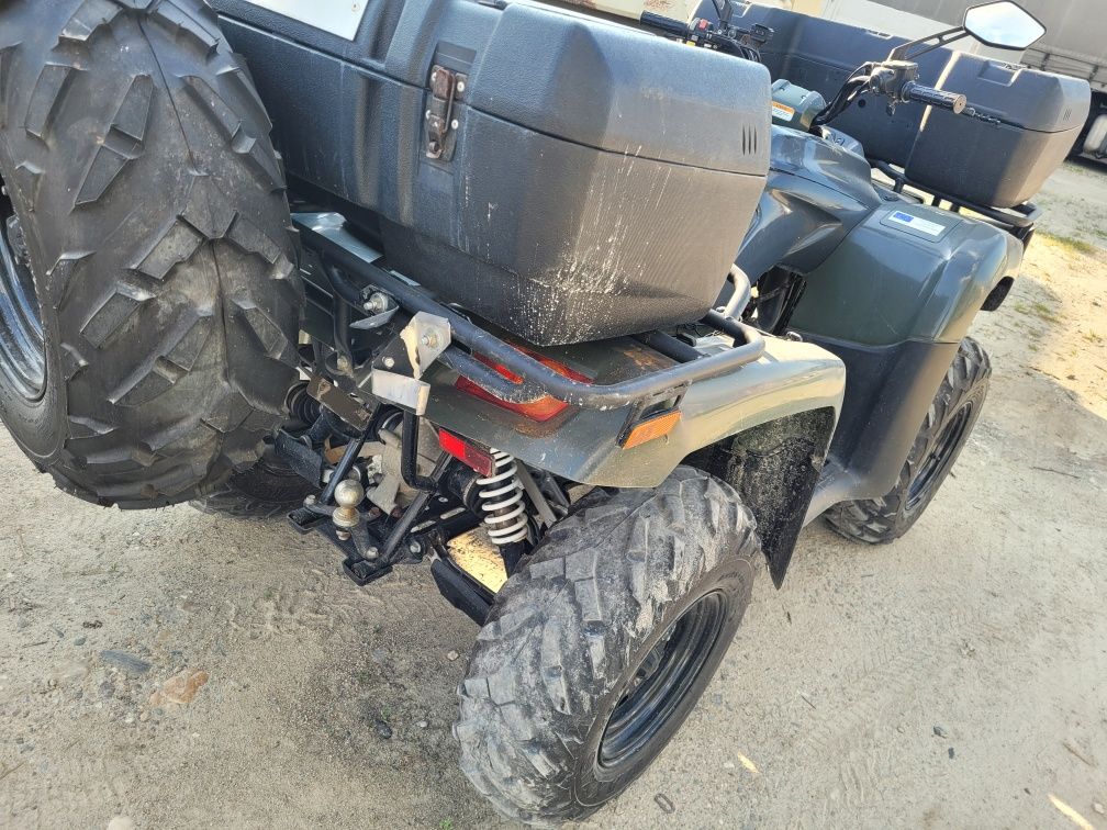 Motociclu atv 4x4 DINLI de 700 cmc cu troliu capestan si nuca remorca