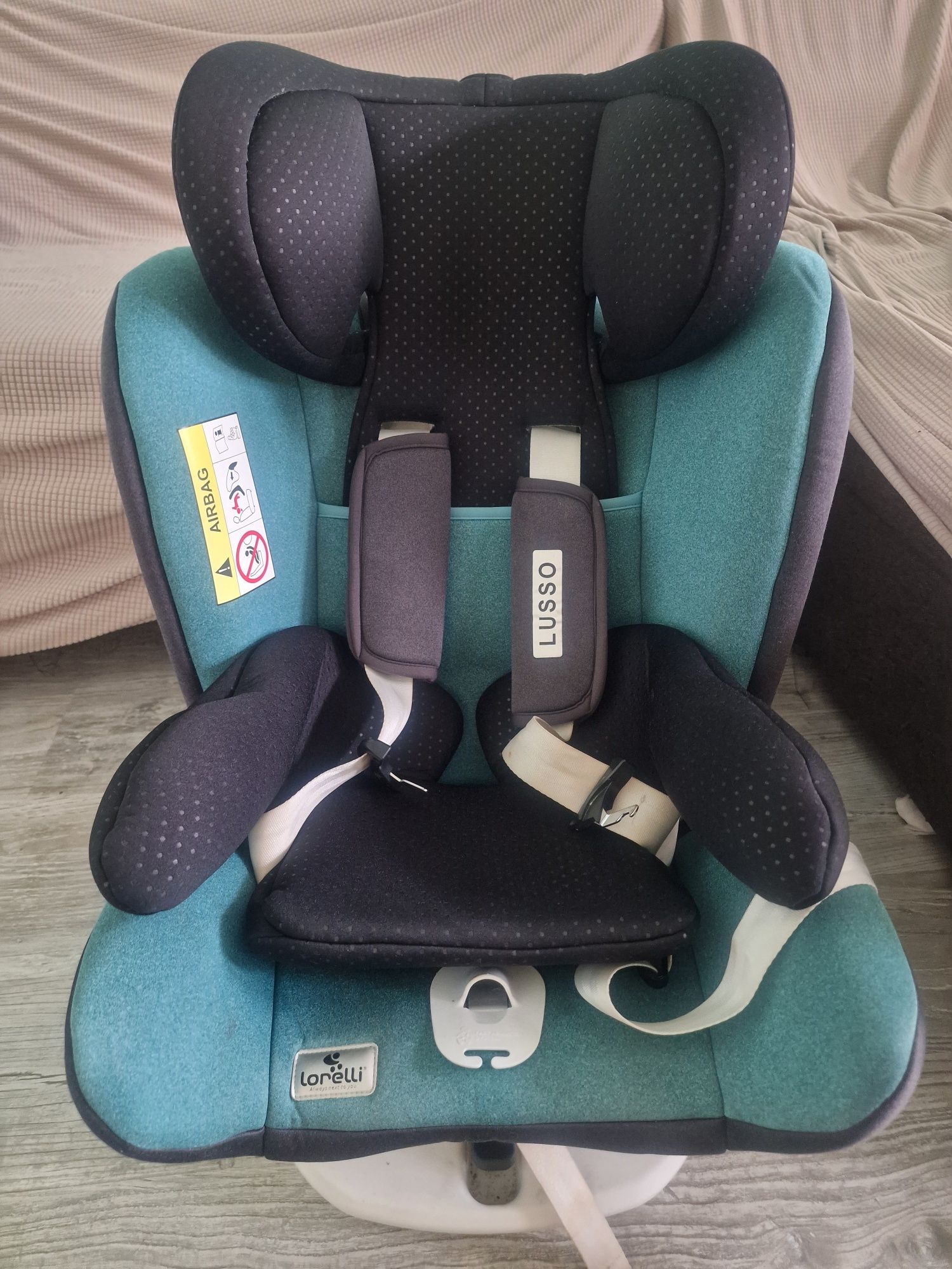 столче за кола въртящо Lorelli isofix