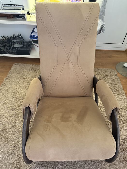 2 броя люлееще се столове