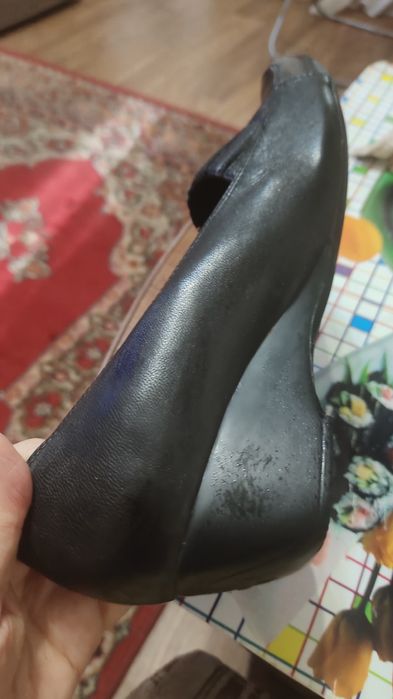 Продаются туфли кожанные