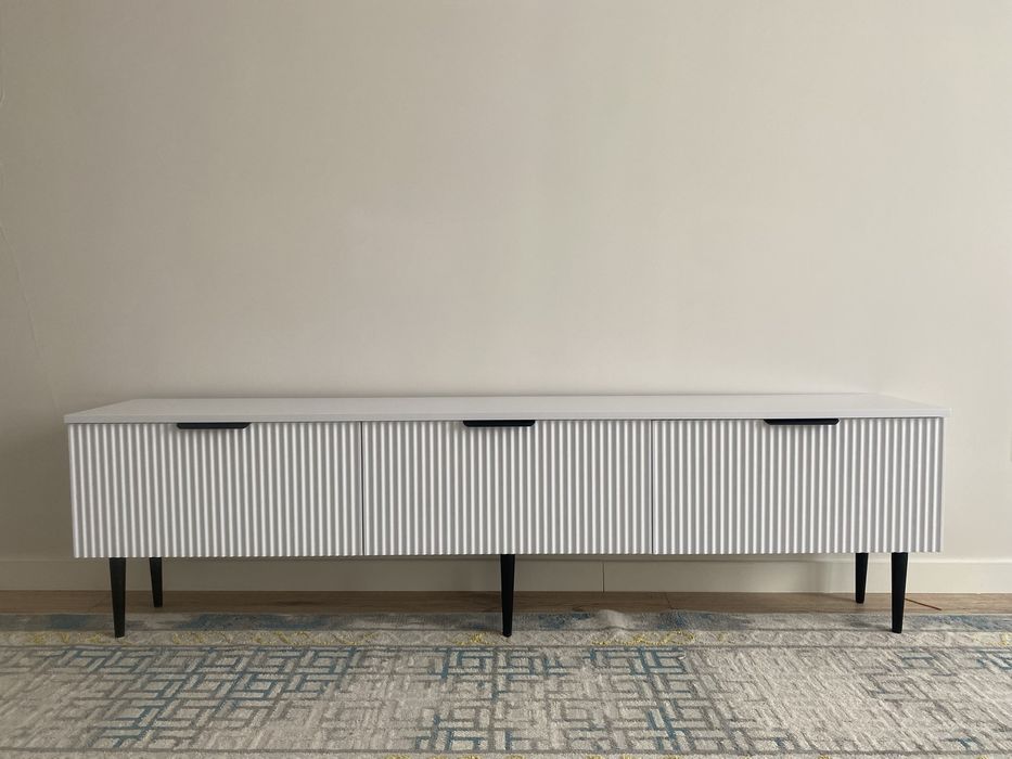 Тумба под телевизор