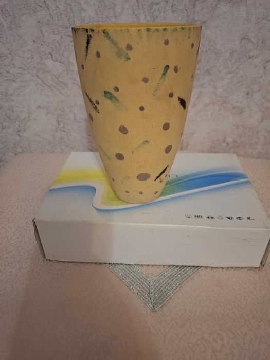 Старинни керамични Вази