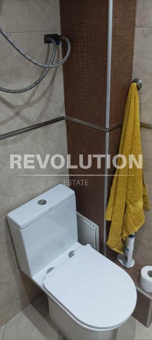 Дава се под наем Тристаен апартамент в Пловдив, Кършияка - 100 кв.м за 600 € - Снимка #7