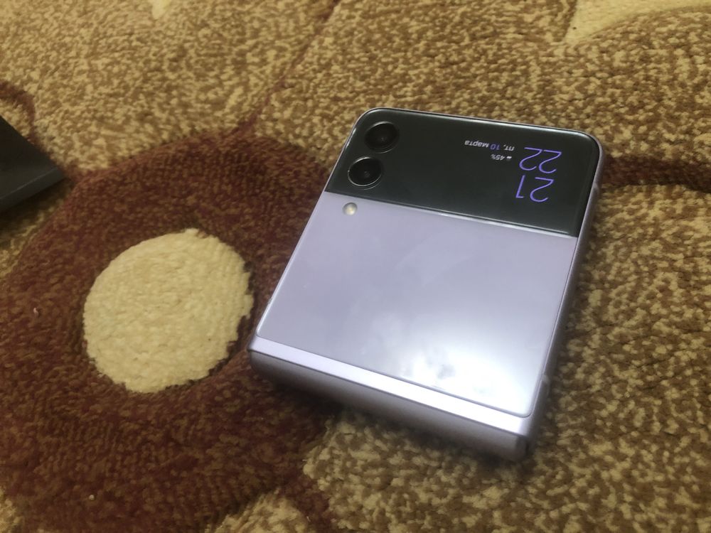 Samsung Z Flip3 5G