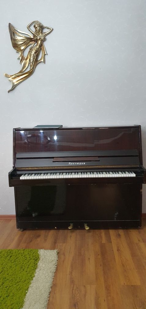 Продаётся фортепиано.