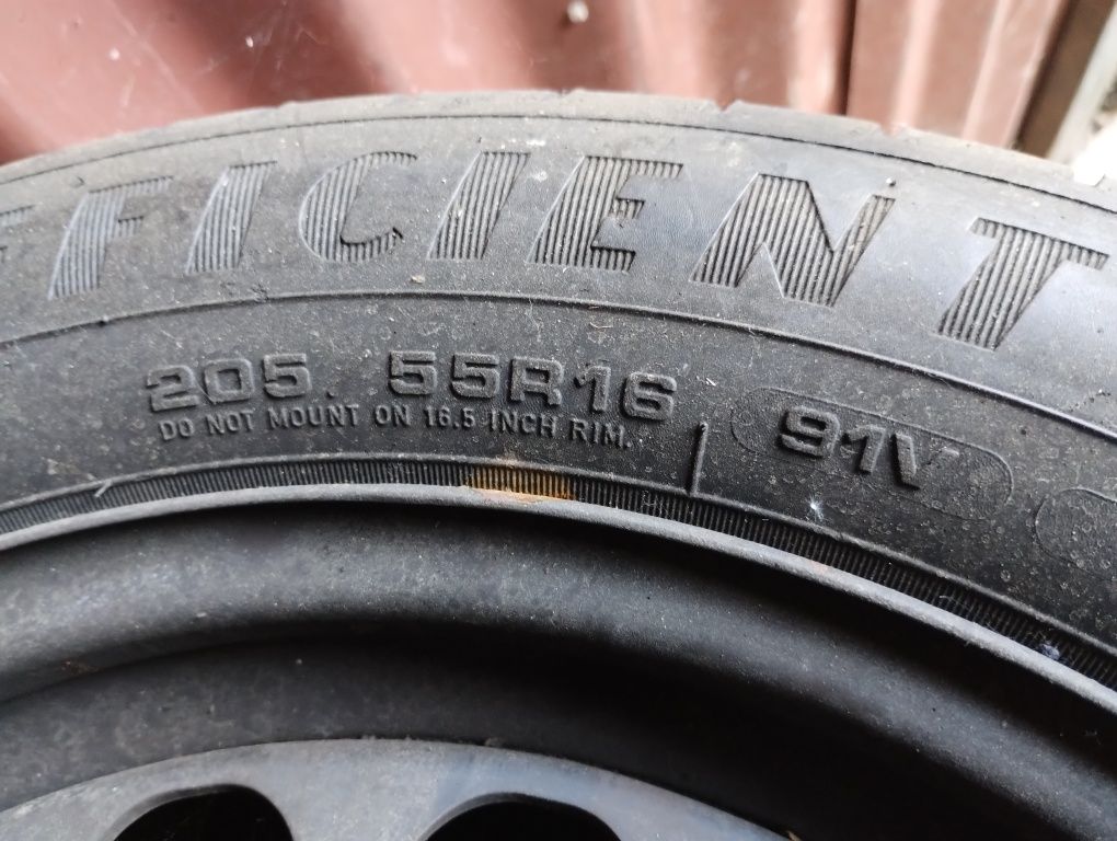 Jante Roti Anvelope 205 55 R16 VW Passat Golf Touran