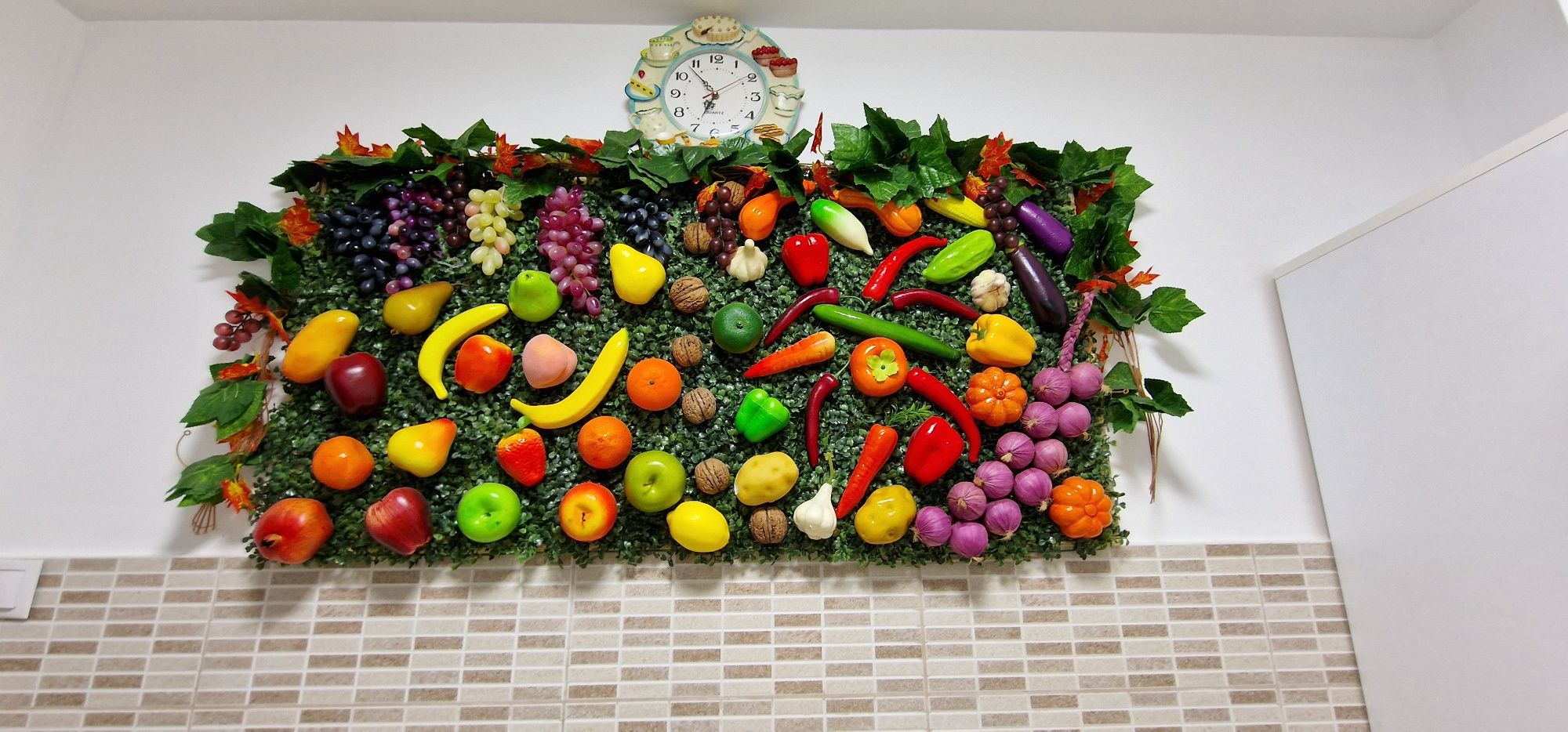 Tablou ornamental cu  fructe
