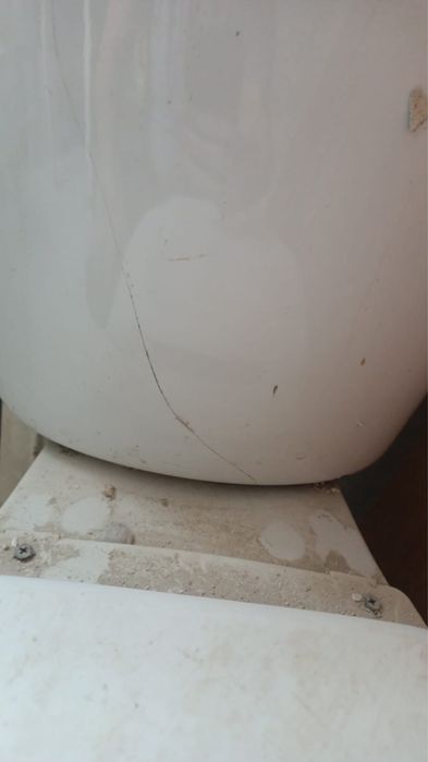 Продам унитаз за 2000