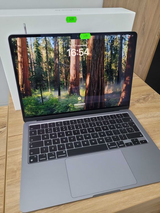 Garantie 24 luni MacBook Air 13.6 2022 M2 16GB RAM bat:100% CashBox