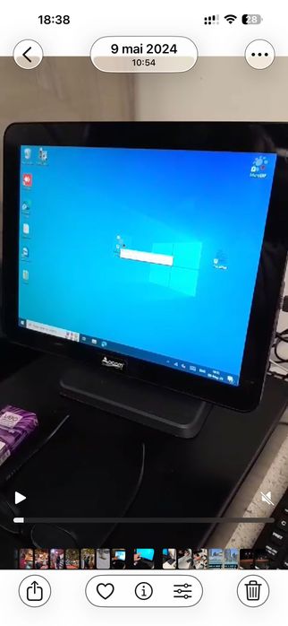 POS all-in-one touch screen.
