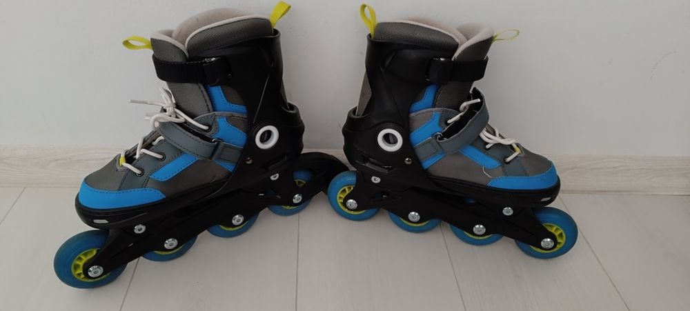 Vând role Firefly reglabile