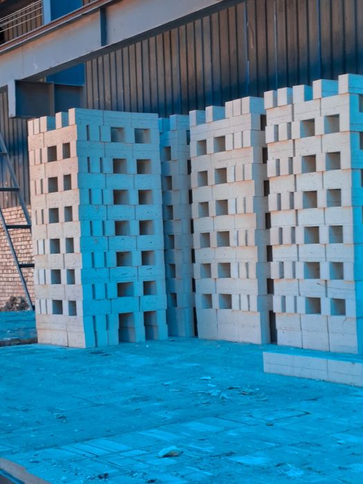 Pishgan g'isht yetkazib beramiz soni halol sifati a'lo 24/7