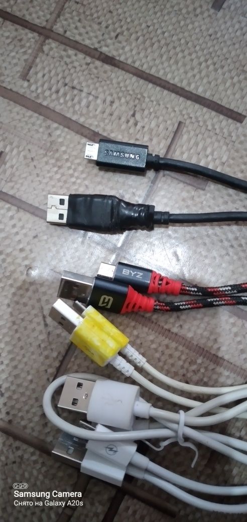 Продам  USB шнур зарядка на сотовый телефон