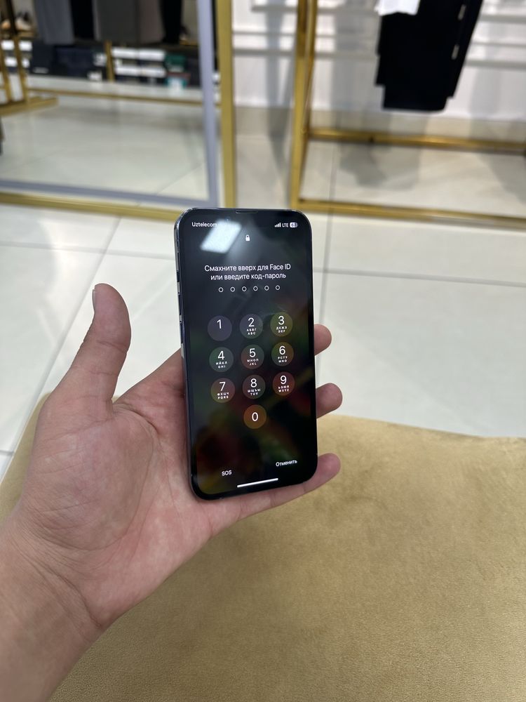 iPhone 13 pro LLA blue