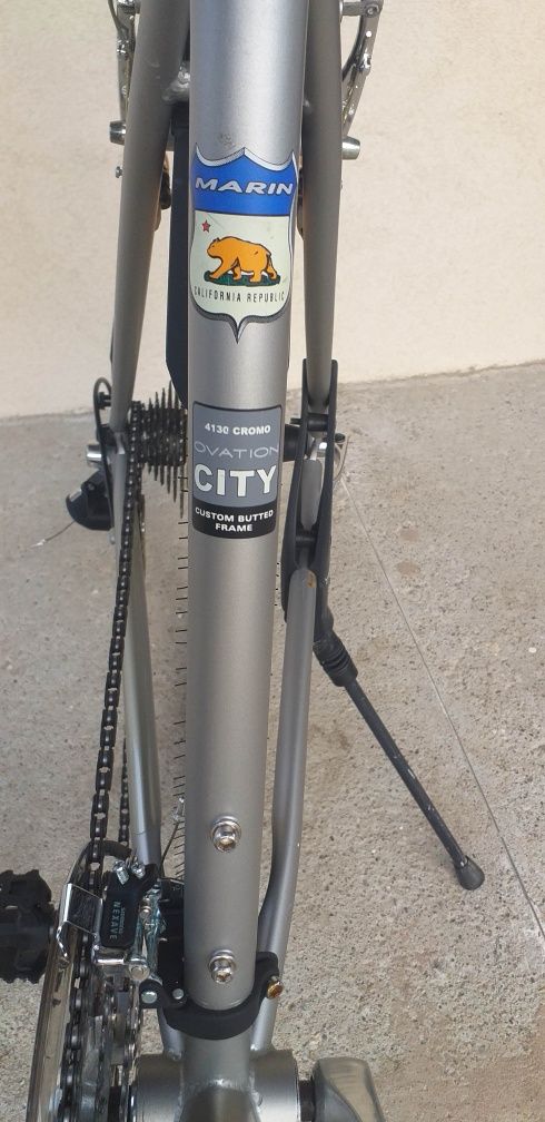 Bicicletă aluminiu nouă 3 foi 8 pinioane