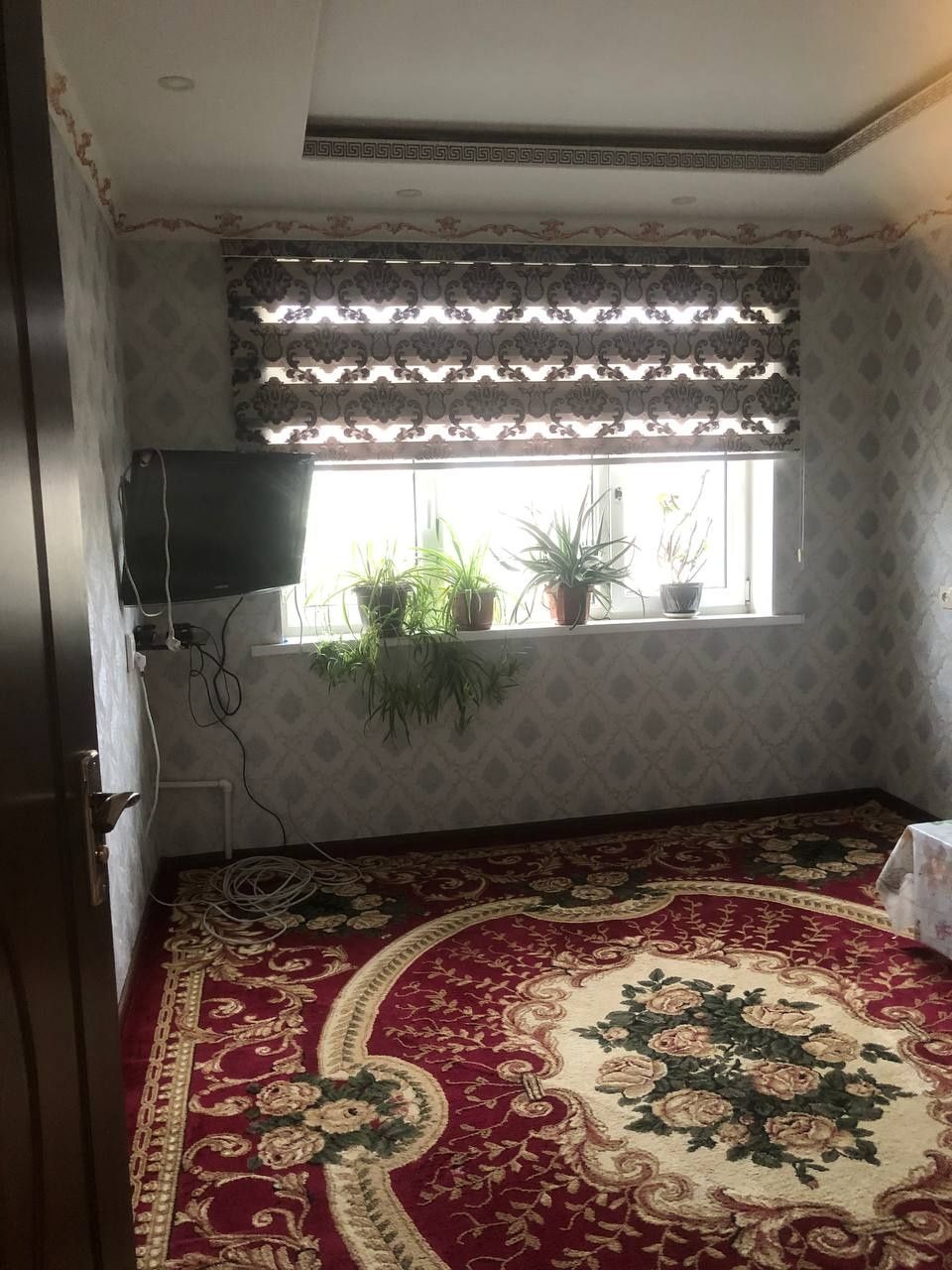 Сотилади 5xonali kvartira 5 etaj.Adres Sattepo 5 mikrarayon.