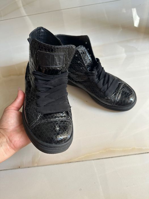 Кецове от естествена кожа