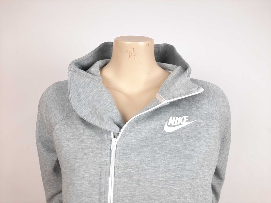 Nike Tech Fleece Cape - Оригинално дамско горнище размер M