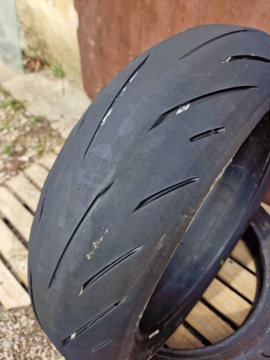 190/50/17 Bridgestone battlax dot 2020