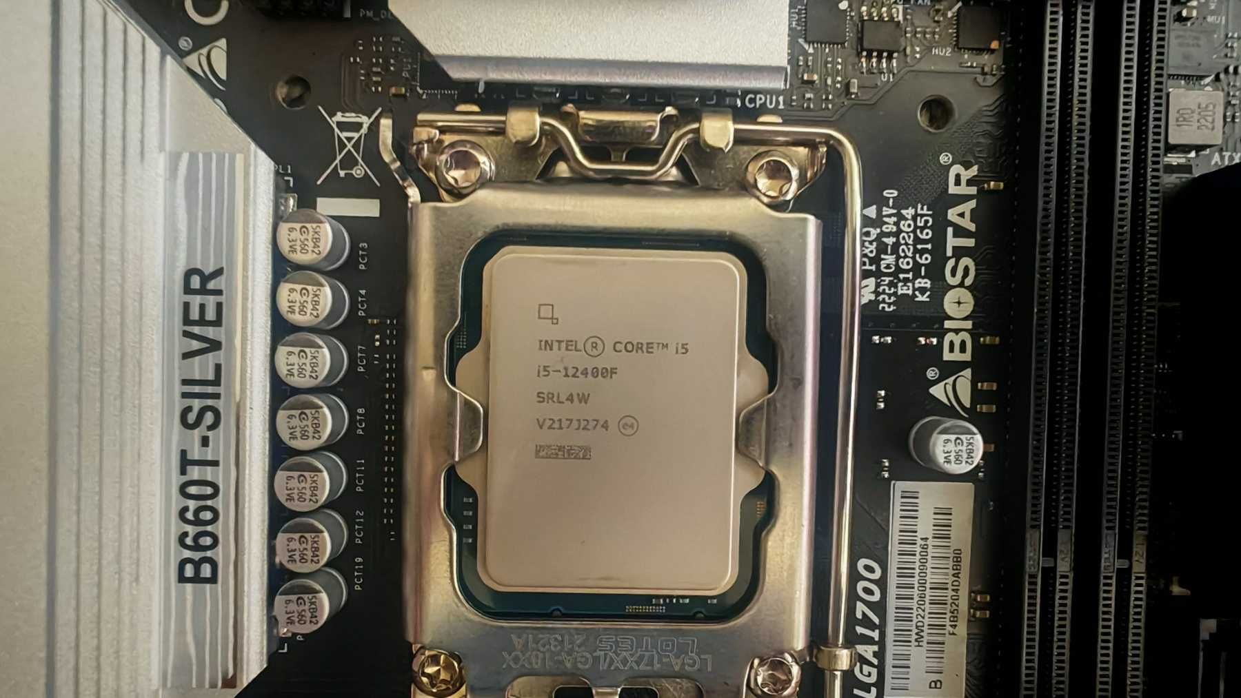 BIOSTAR  B660T-Silver Mini-ITX + INTEL i5-12400F, 6 Cores LGA 1700