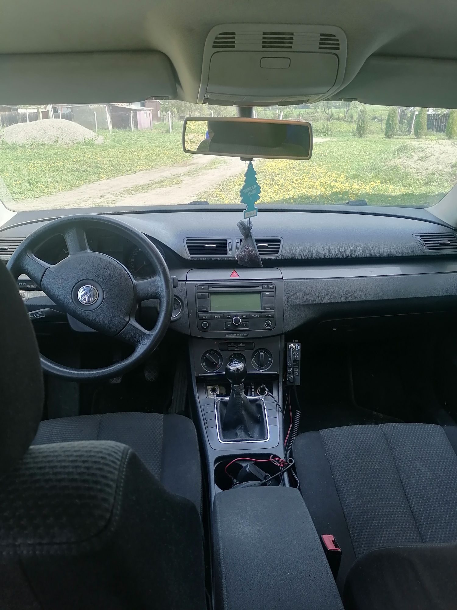 Vw passat b6, motor 2.0 diesel. Mașina nu este pt pretențioși.