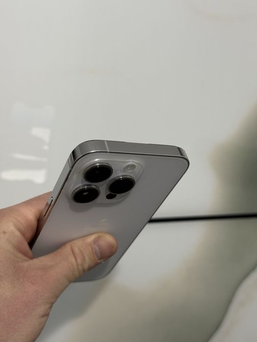 IPhone 14 Pro Silver-Baterie 92%