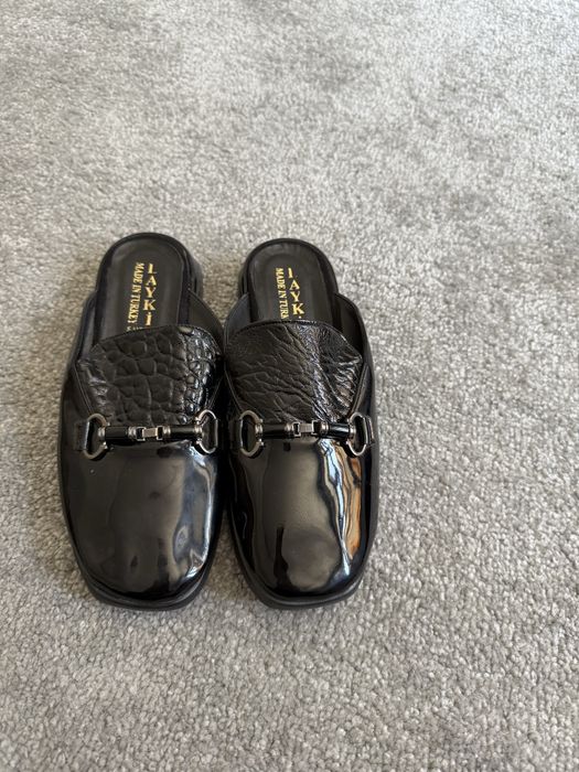 Ayollar oyoq kiyimi sifati alo