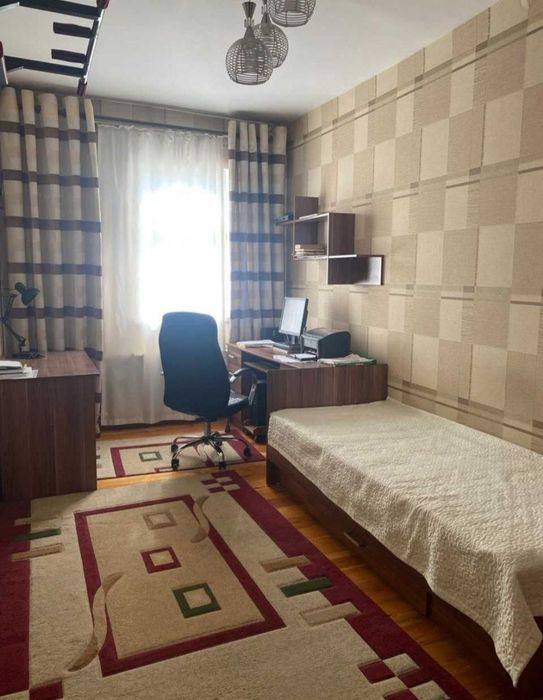 Продаю квартиру в сергелийском районе