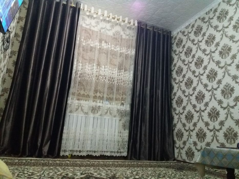 3 хона  1 этаж +падвал  сотилади