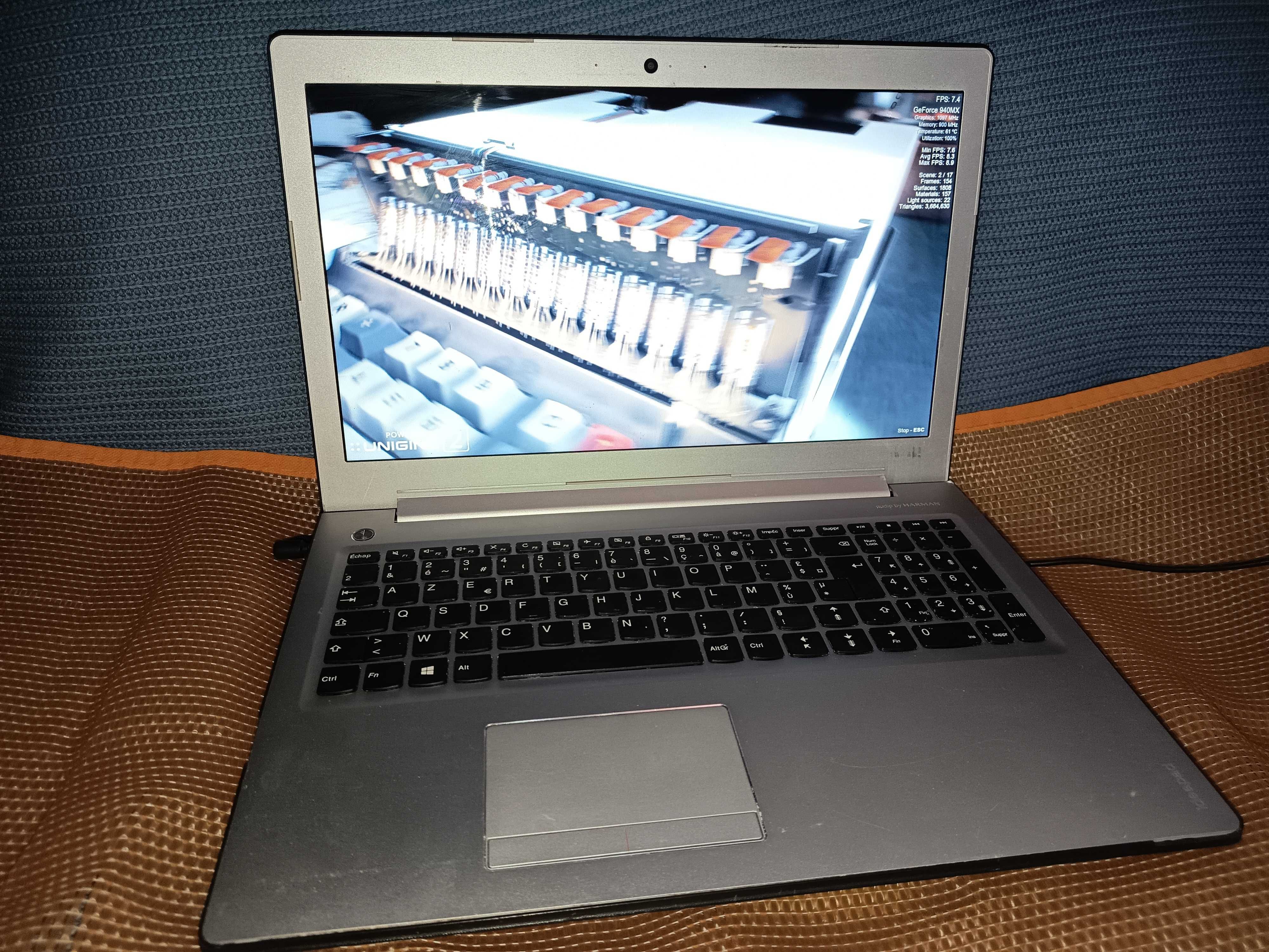 Laptop esports gaming, core i3 6100, Nvidia 940mx 2gb, 12gb ddr4, ssd