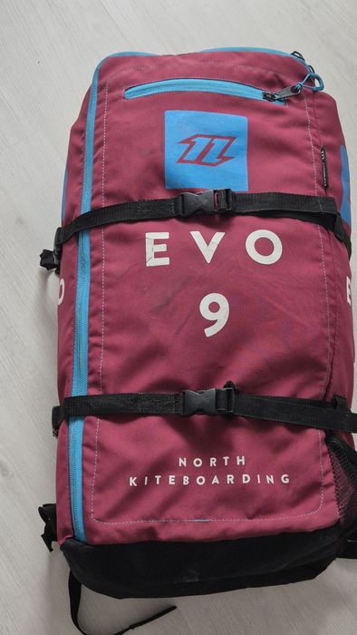 Kitesurf kite North Duotone Evo 9 metri