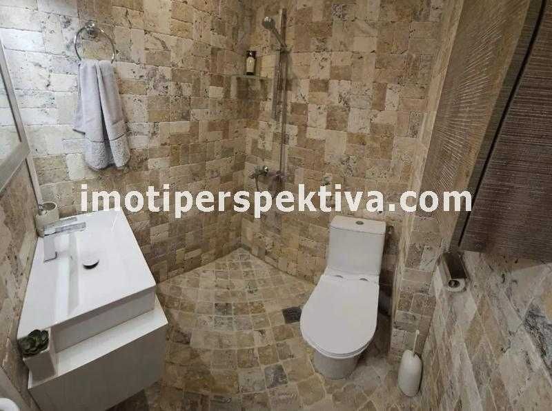 Продава се Двустаен апартамент в Пловдив, Кючук Париж - 70 кв.м за 1915 €/кв.м - Снимка #17
