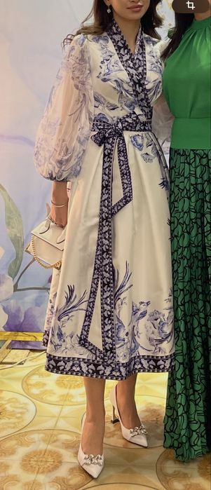 Платье идеальное, надевала один раз