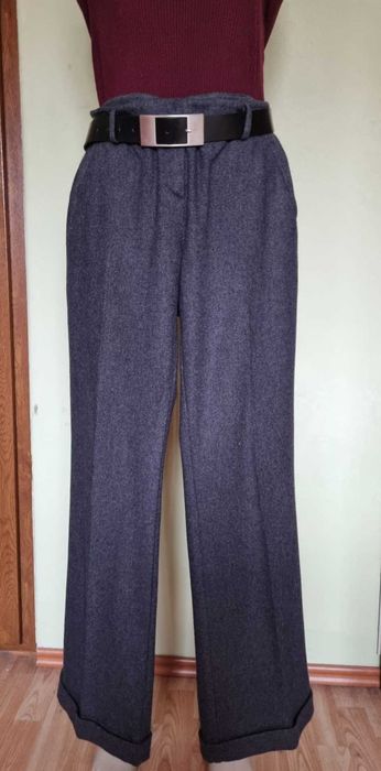 Pantaloni gri Intrend (grup Max Mara), marimea 40 (44 it), lana 80%