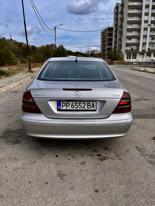 Mercedes-Benz E 270