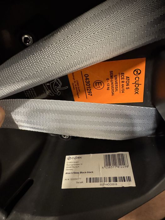 Vand scoica bebelusi Cybex Anton 5 + baza isofix  Cybex Anton base