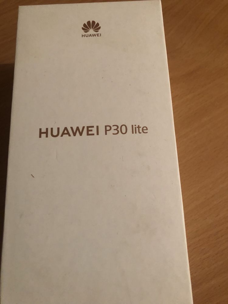 Продам! HUAWEI  P30 lite