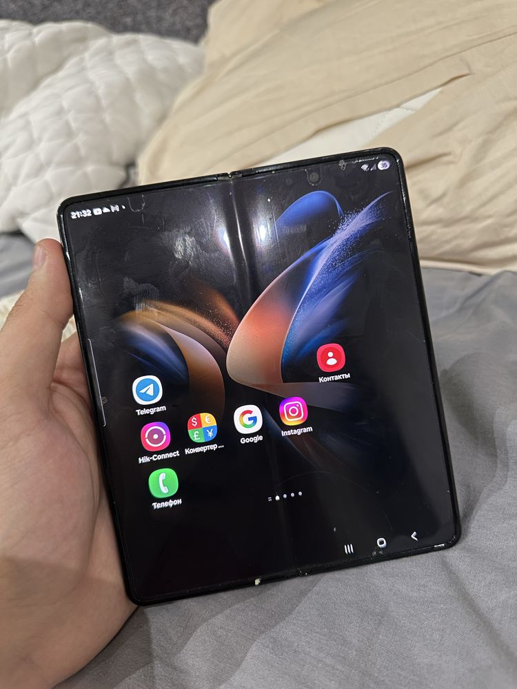 Продам Samsung galaxy fold 4