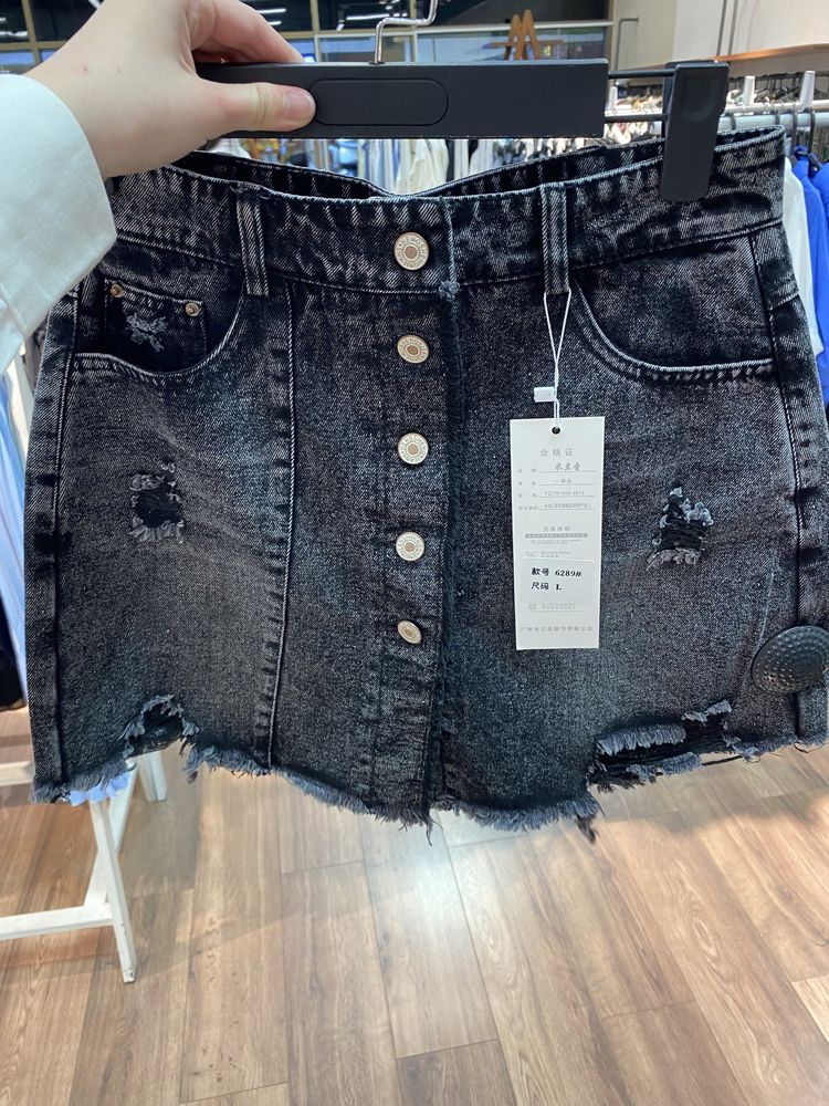 джинсовые шорты новые
