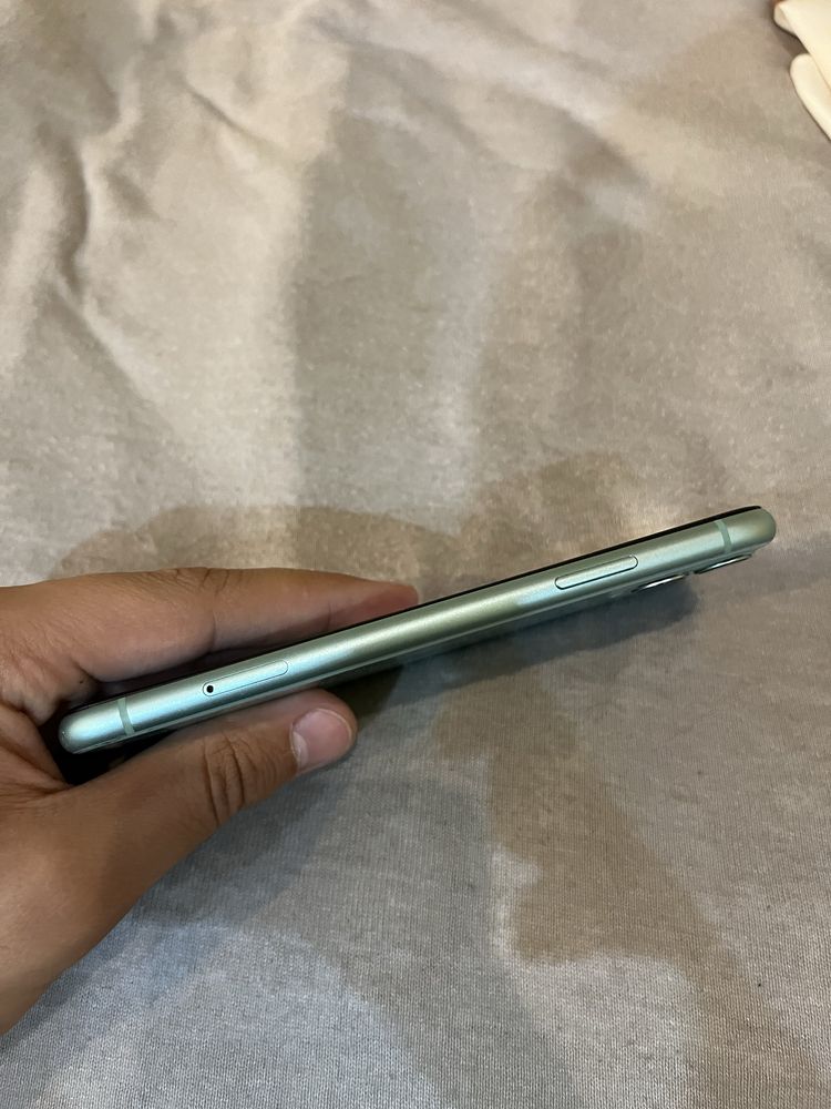 iphone 11 256gb icloud