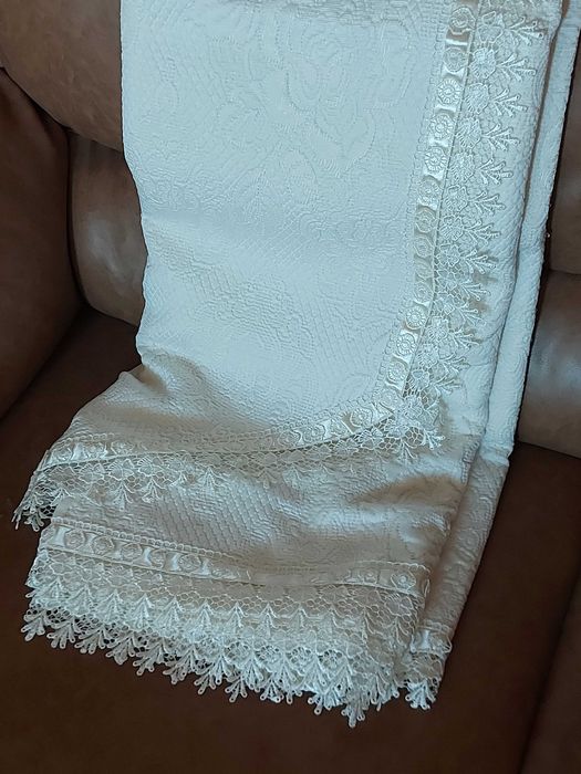 Уникална италианска кувертюра за спалня