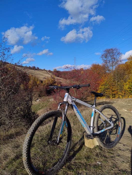 Vând bicicleta AfiSport M2