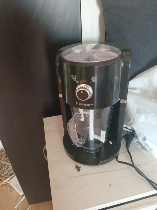 Masina de tratat gheata