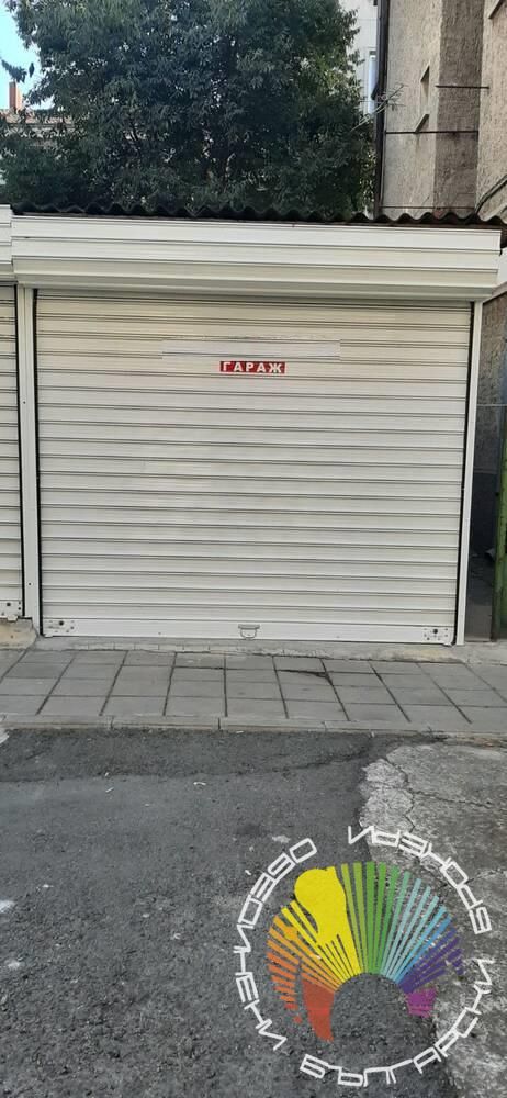 Дава се под наем Тристаен апартамент в Бургас, Център - 70 кв.м за 510 € - Снимка #9