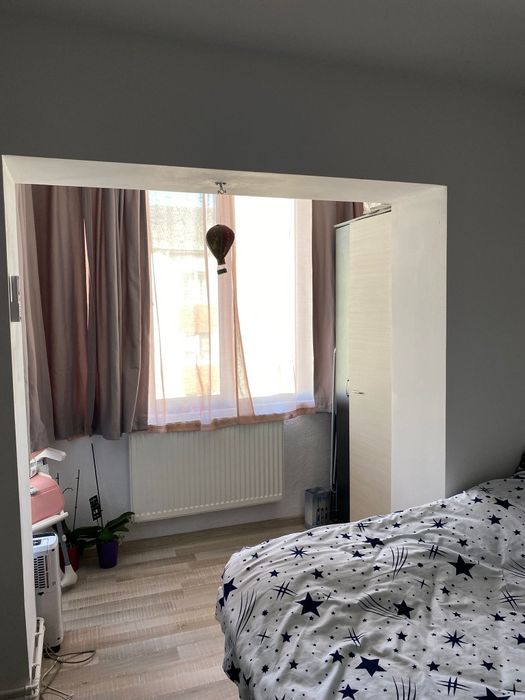 Inchiriez garsonieră