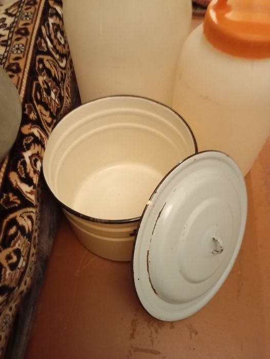 Продам кострюлю.