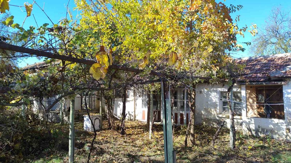 Продава се Къща в Казанлък - 150 кв.м за 136 €/кв.м - Снимка #4