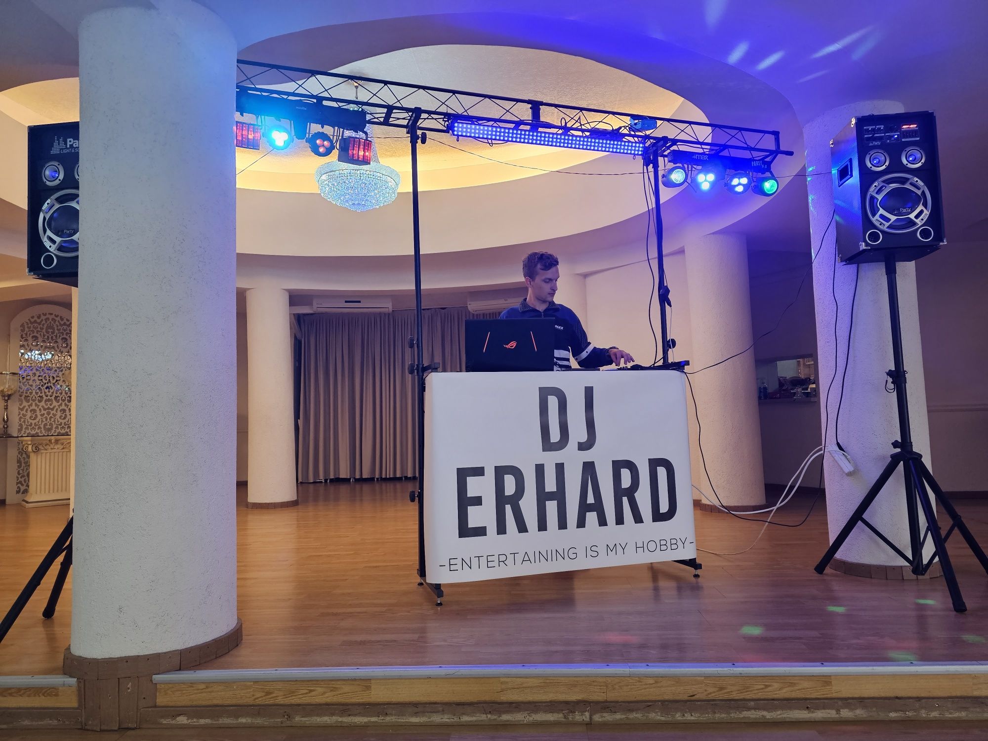 DJ ERHARD - Sonorizări Evenimente